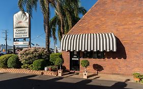 Country Pathfinder Motor Inn